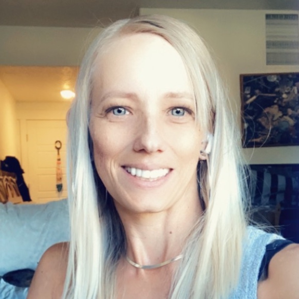 Meet your Posher, Debbi